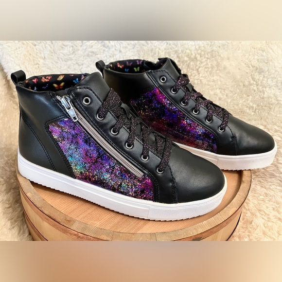 Madden NYC Kids Black and Purple Glitter Sneakers - Picture 3 of 11